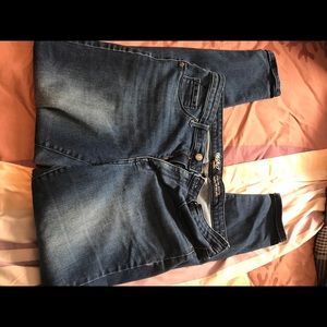 Mossimo Ladies jeans (size 14)